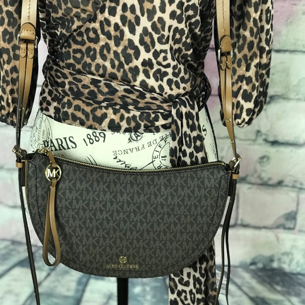 Michael Kors Camden Crossbody Bag